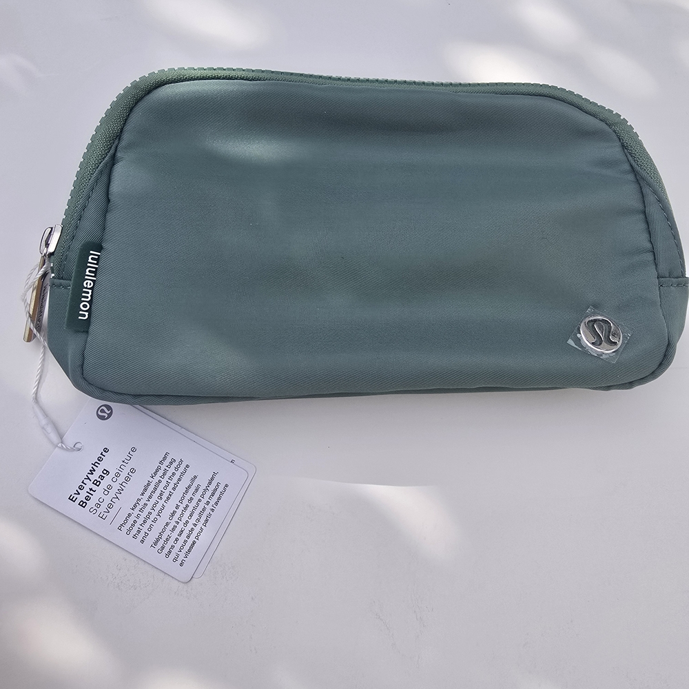 lululemon athletica EverywhereTeal Belt